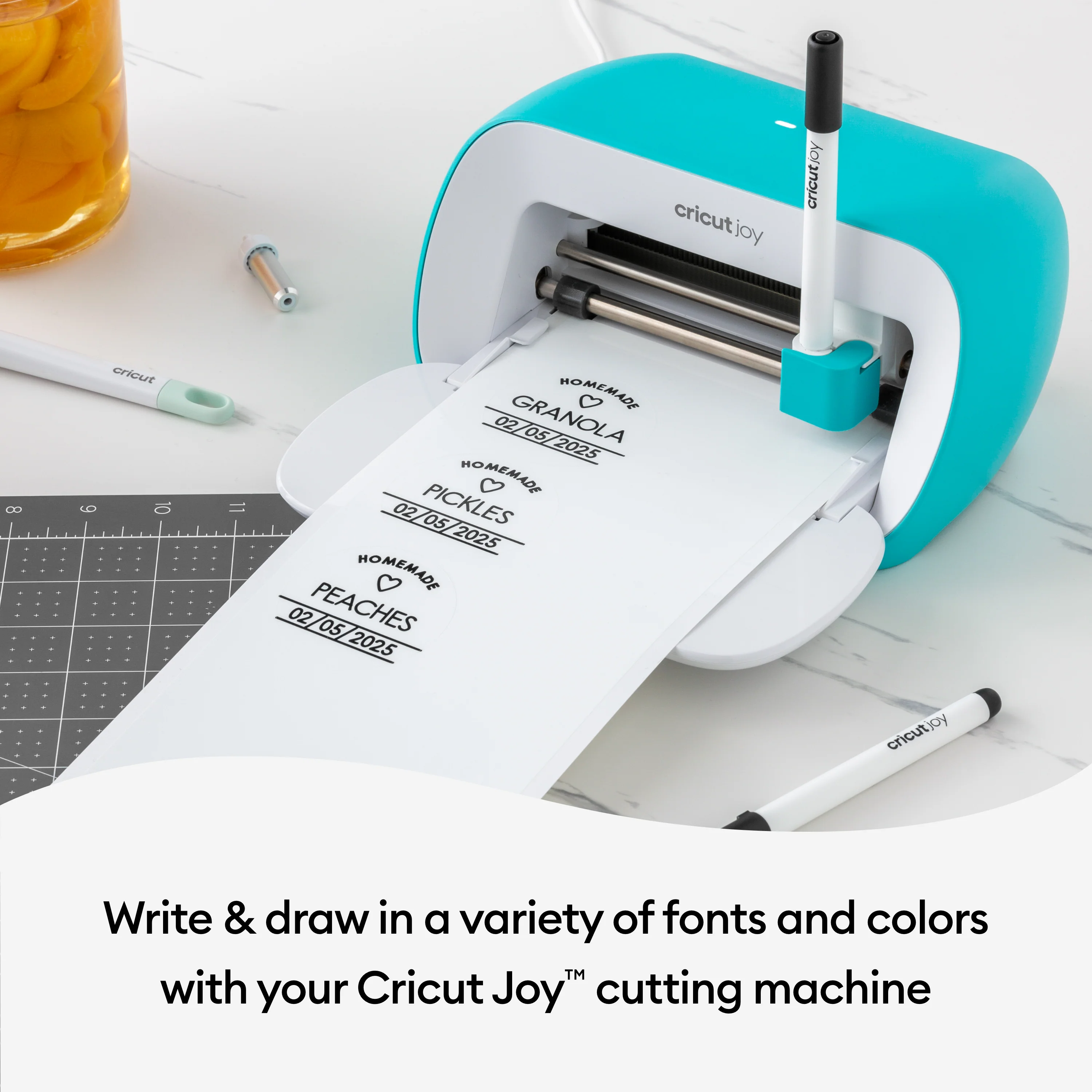 Cricut Joy Permanent Markers 1.0 mm, Red/Green/Blue (3 ct) - Image 4
