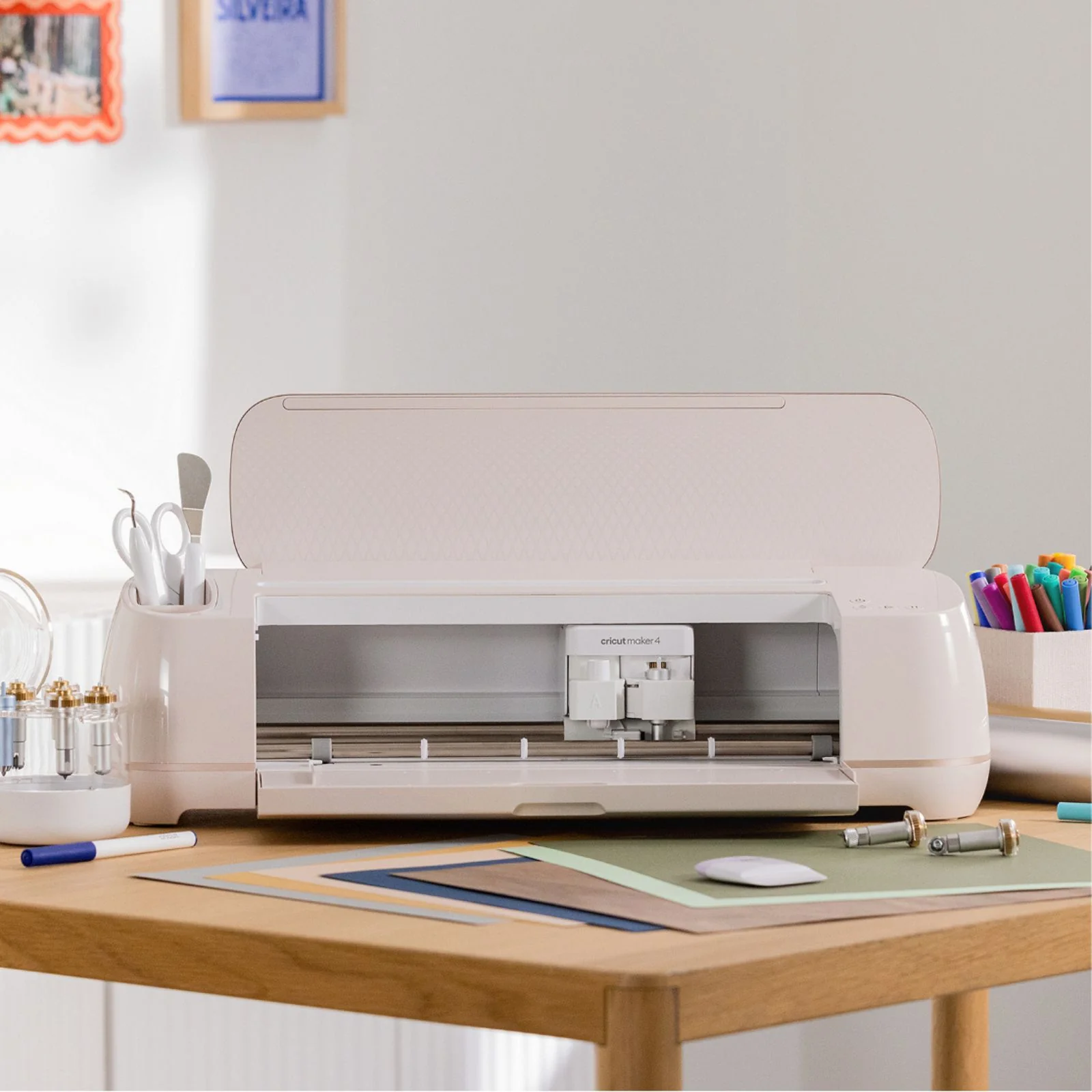 Cricut Maker 4 Mixed Materials DIY Crafting Bundle - Image 5