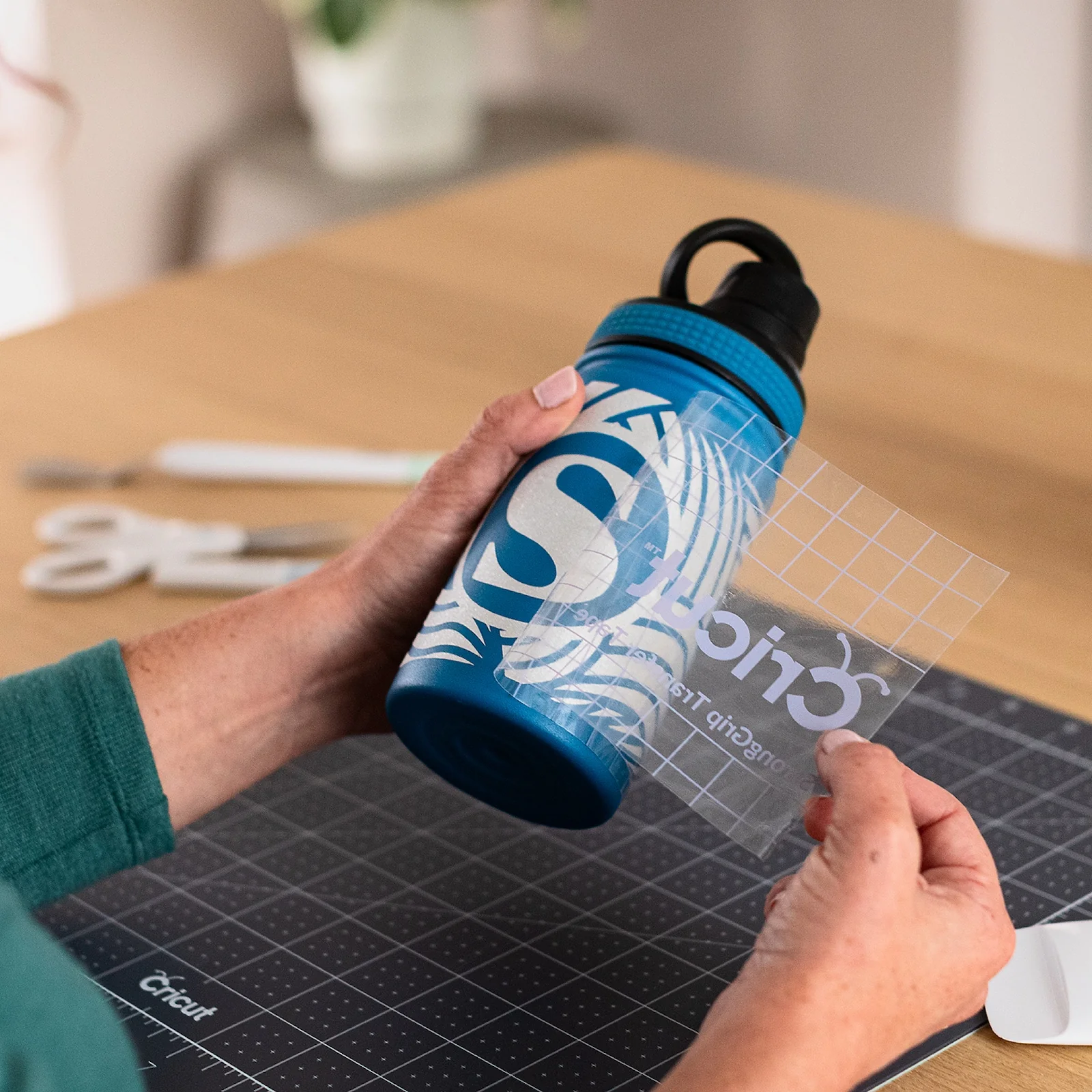 Cricut Strong Grip Transfer Tape (10 ft) - Image 5